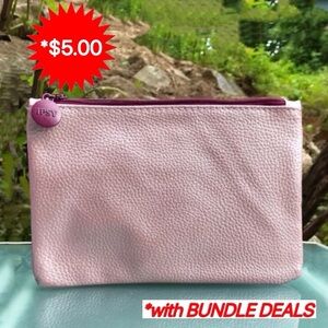 💚 *5/$25.00! Ipsy Glam Bag Pink Textured Makeup, Cosmetic Bag *NEW!